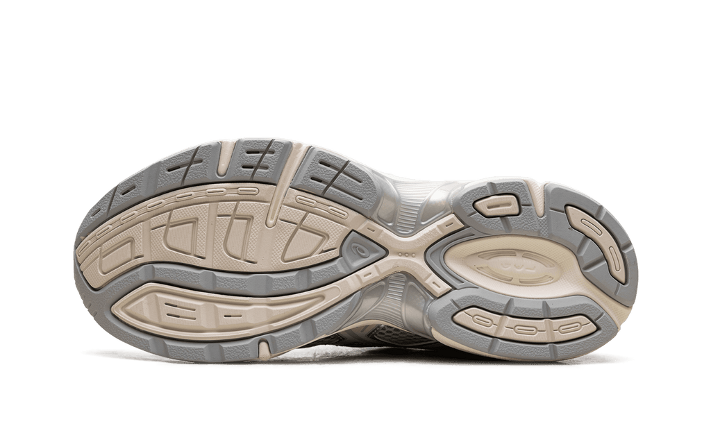 ASICS WOMENS Gel-1130 Womens "Cloud Grey Oatmeal" 1202A164 023 1202A164 023 from Stadium Goods