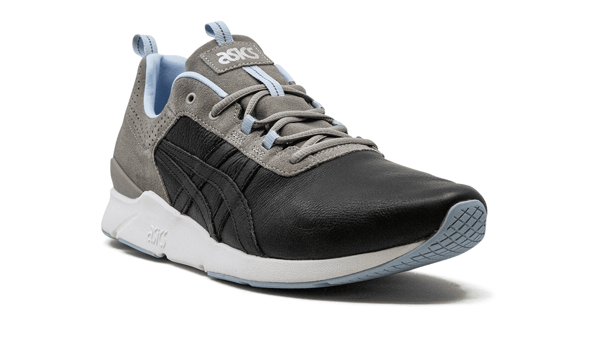 ASICS MENS ASICS Gel-Lyte Runner "Solebox Blue Carpenter Bee II" H60VK 9090 from Stadium Goods