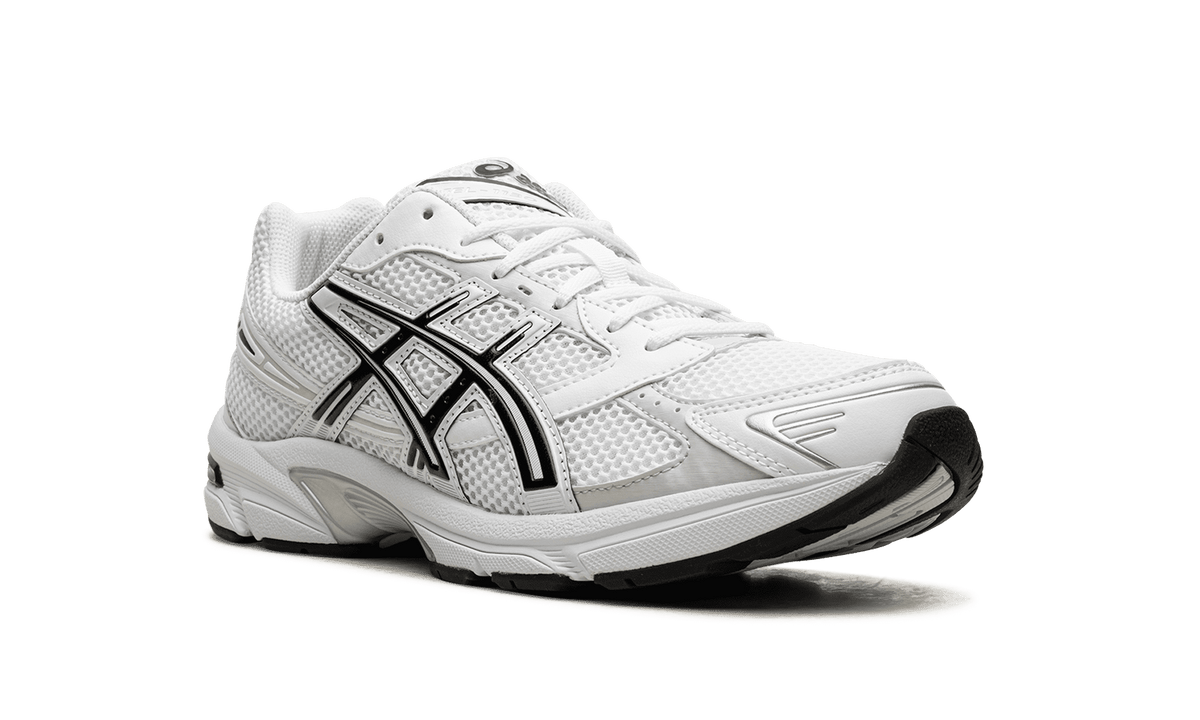 ASICS MENS Gel-1130 "Black / White" 1201B019 100 from Stadium Goods