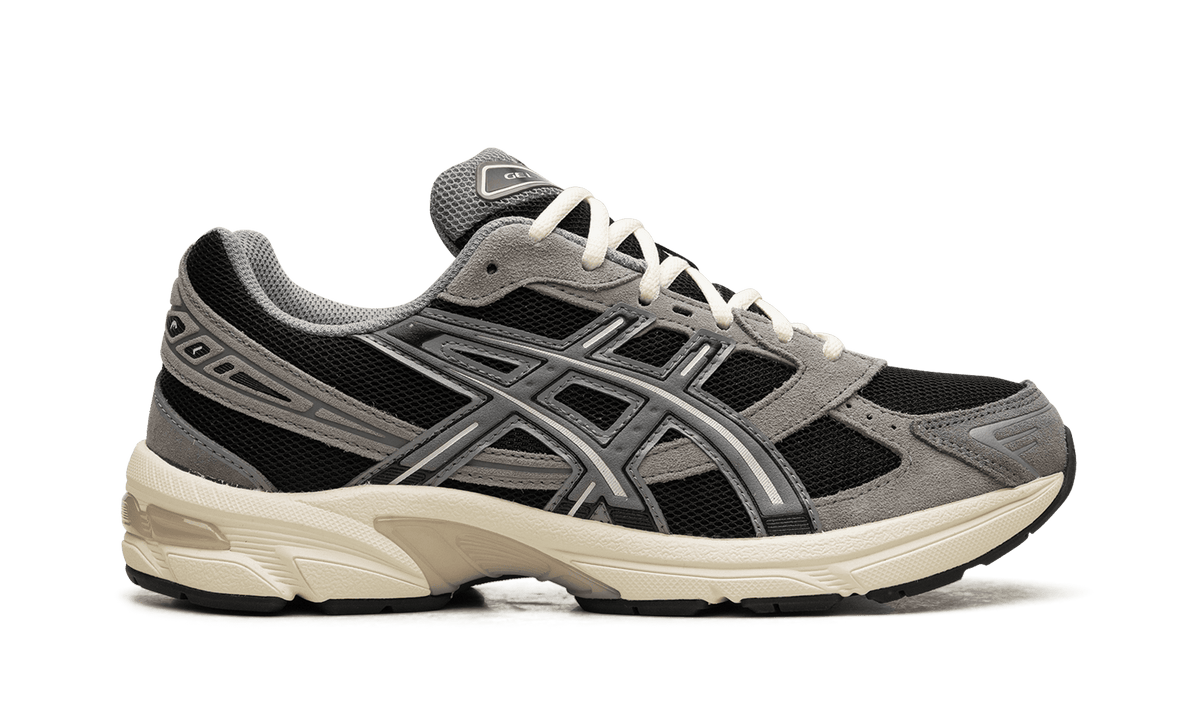 ASICS MENS Gel 1130 "Black Carbon" 1201A255 004 from Stadium Goods