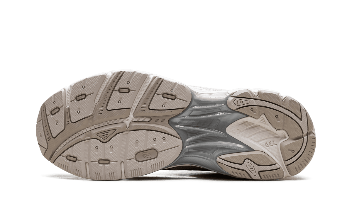 ASICS MENS GT-2160 "Cream Feather Grey" 1203A605 100 from Stadium Goods
