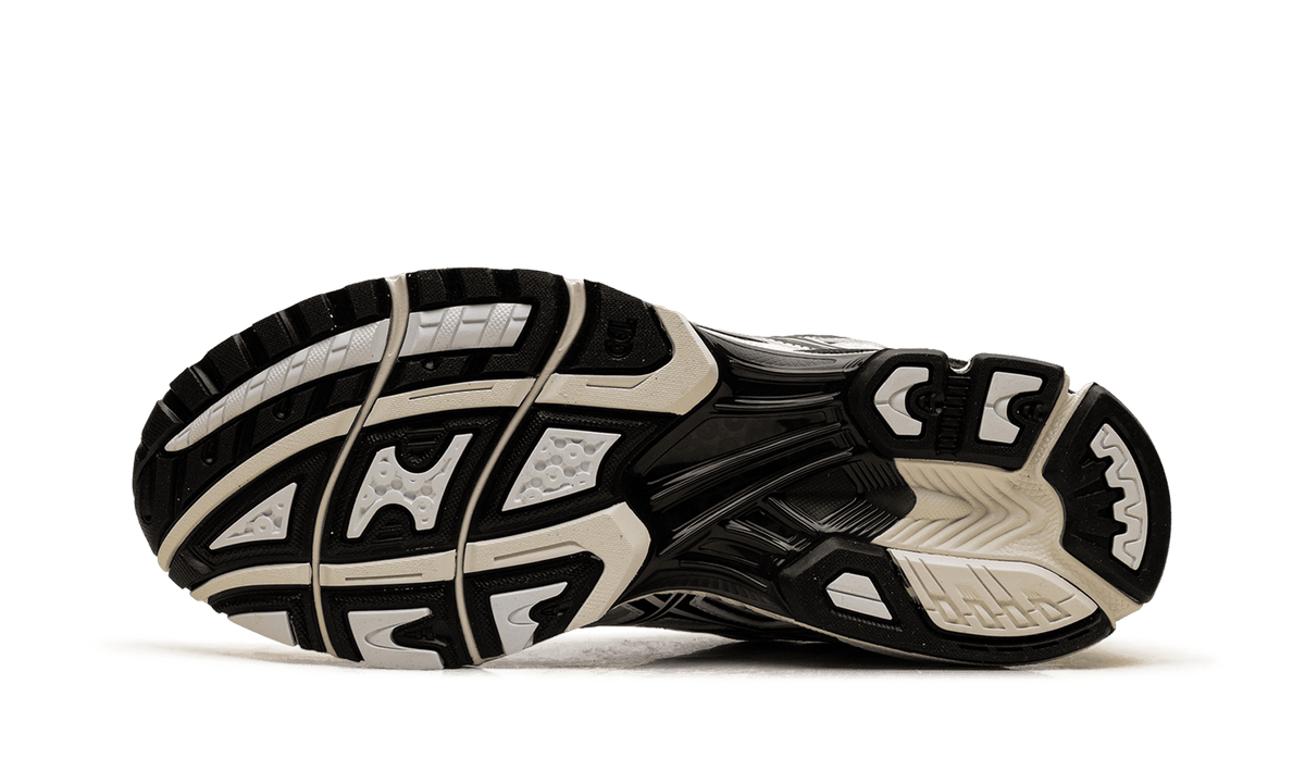 ASICS MENS Asics Mens Gel-Nimbus 10.1 "White Ivory" 1203A543-108 1203A543-108 from Stadium Goods